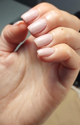 Les soins des mains Manicure Pedicure